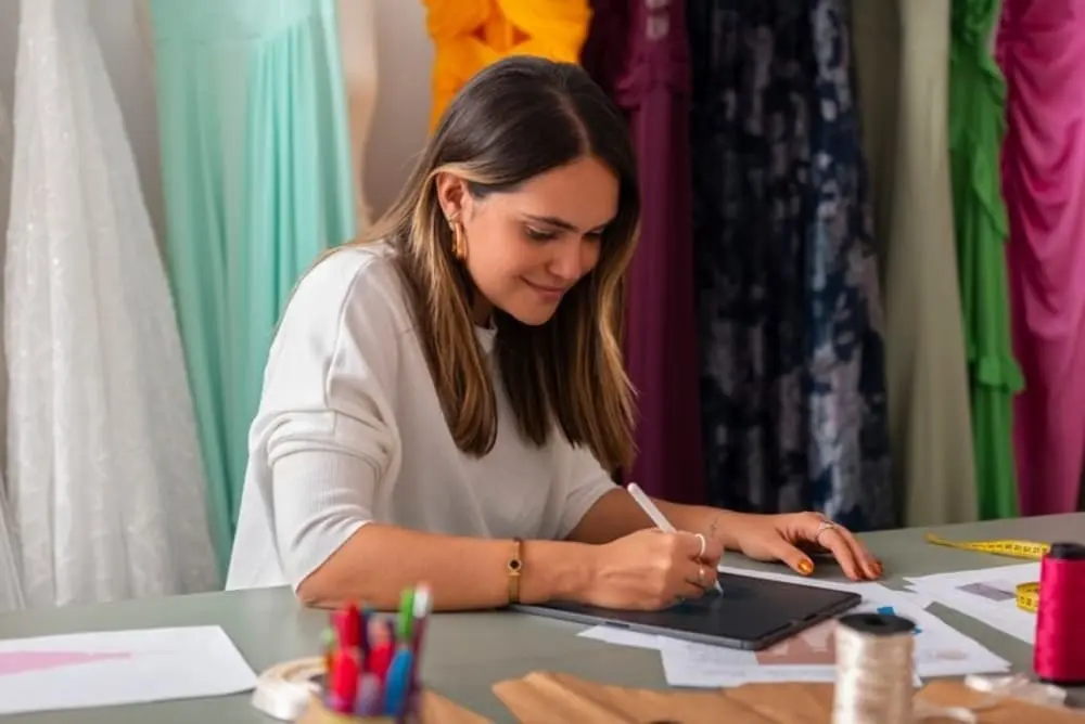 Become a Freelance Fashion Designer