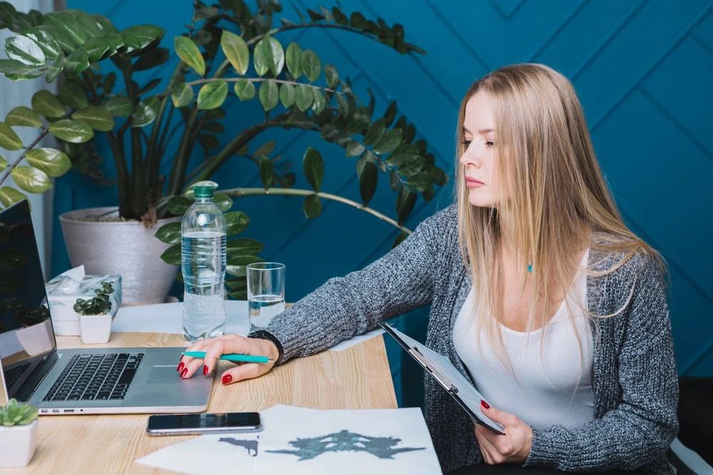 get your freelance virtual assistant license